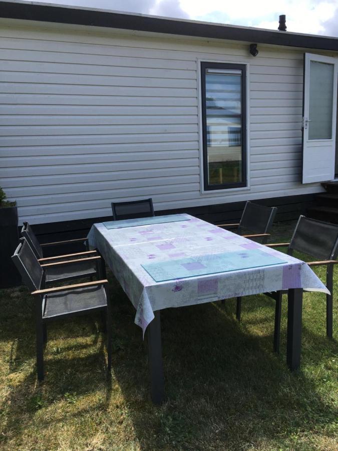 Ruime Chalet Midden In De Natuur In Lith Exteriör bild